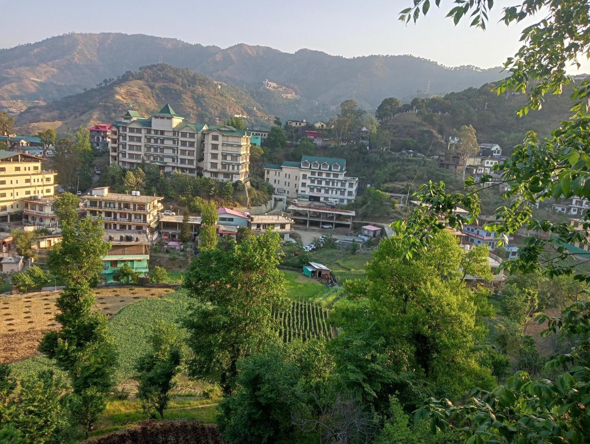 Mohija Homestay Kandāghāt Bagian luar foto